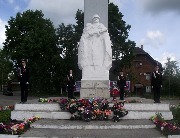 Вахта памяти у обелиска в г. Няндома, 2012 г.jpg